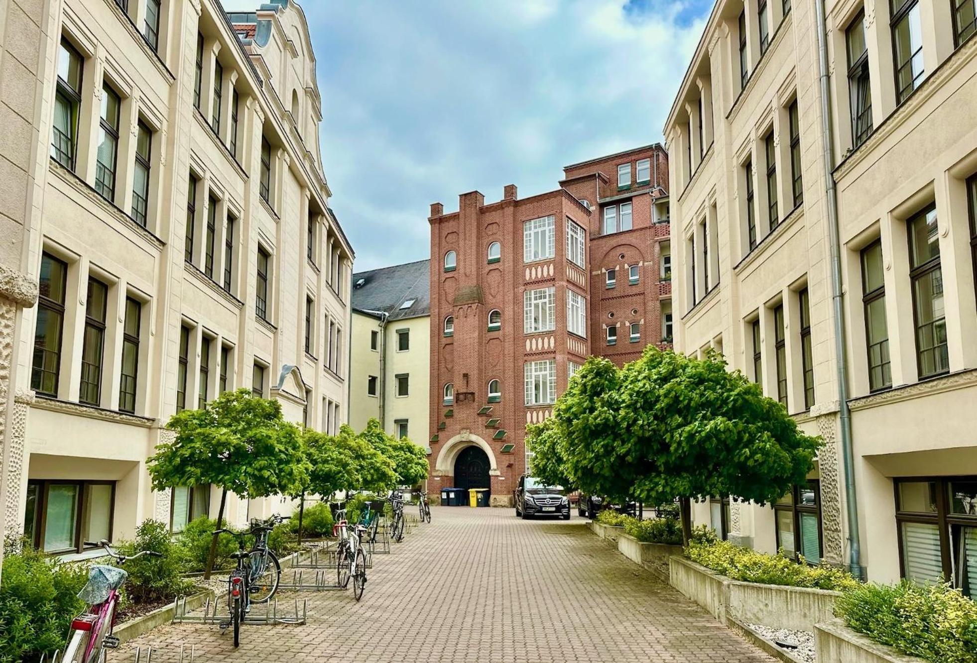 Meos 3 -Zentrum-Hofblick-Gym-Netflix Leipzig Bagian luar foto